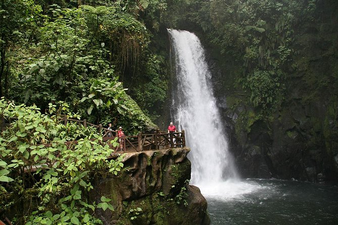 La Paz Waterfalls